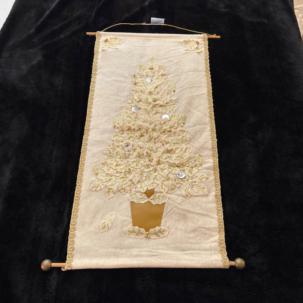 Elegant Christmas Tree Wall Hanging Scroll Cream Gold Glitter see description